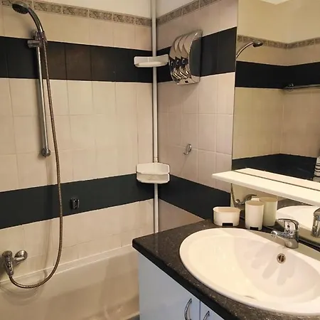 Nest With Balcony Close To The Sea * Fréjus